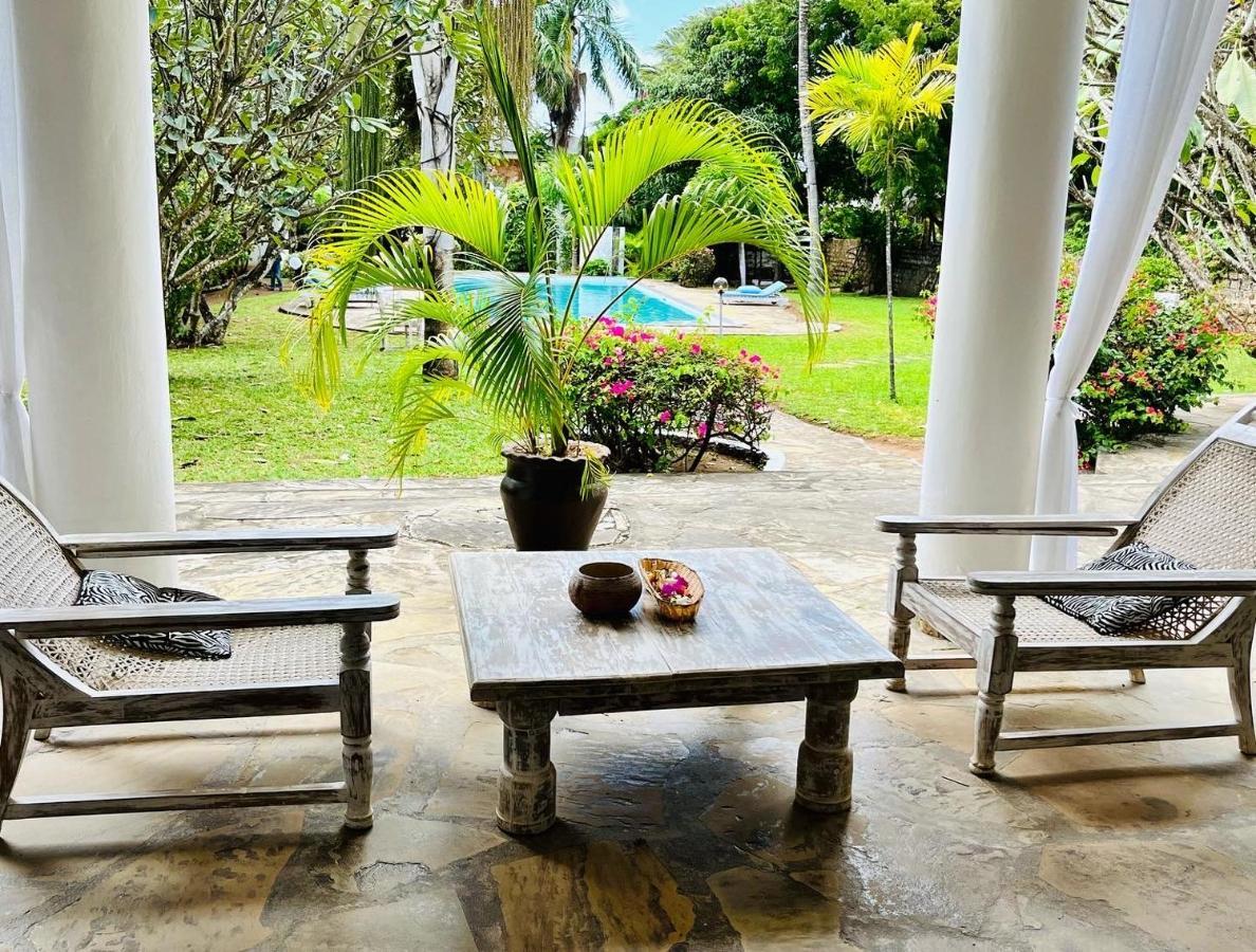 Apartament White Nyumba Malindi Zewnętrze zdjęcie