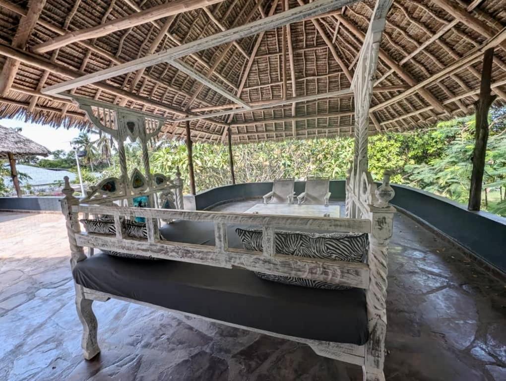 Apartament White Nyumba Malindi Zewnętrze zdjęcie