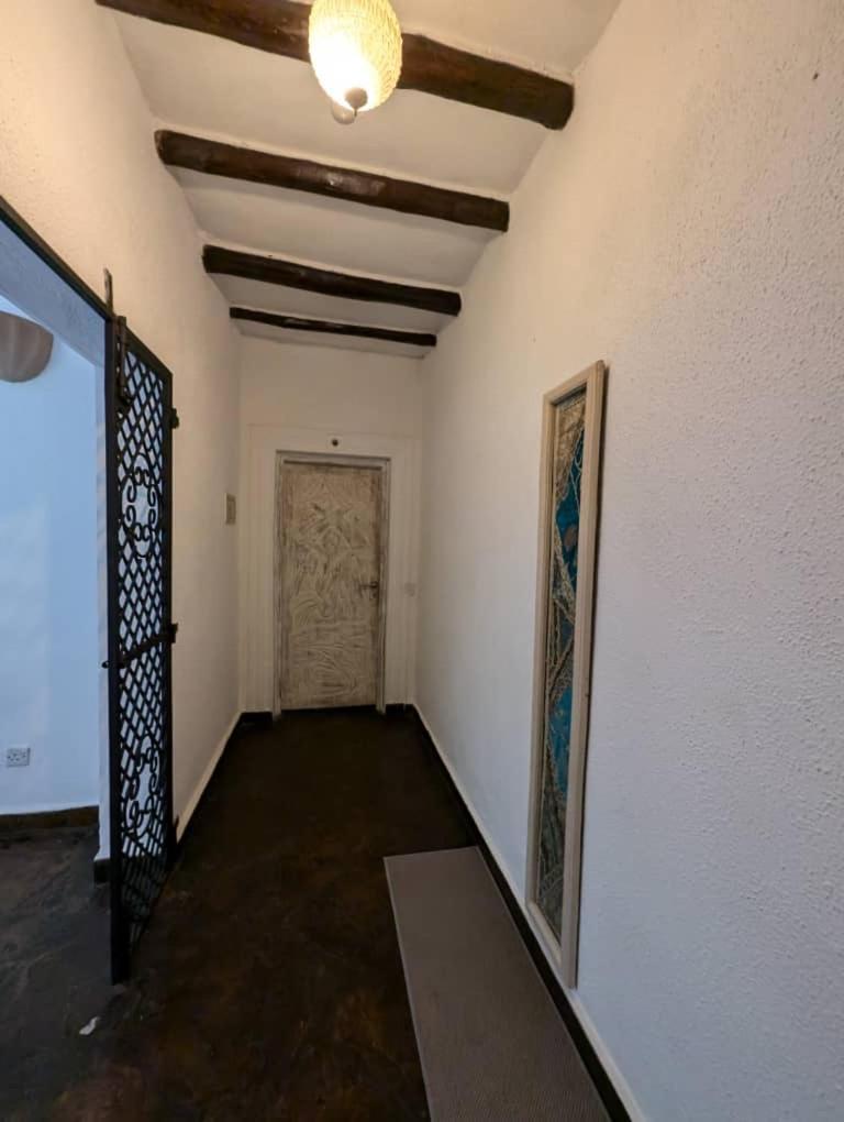 Apartament White Nyumba Malindi Zewnętrze zdjęcie